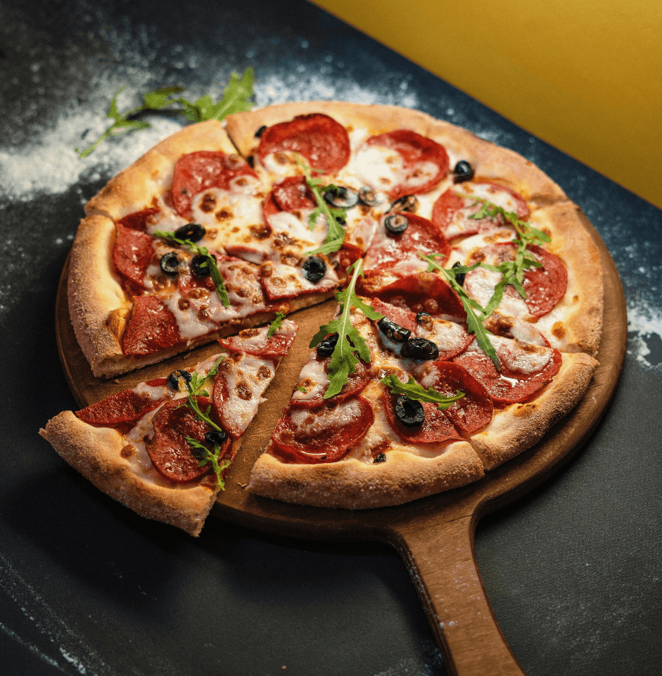 Frische Pizza aus dem Ofen